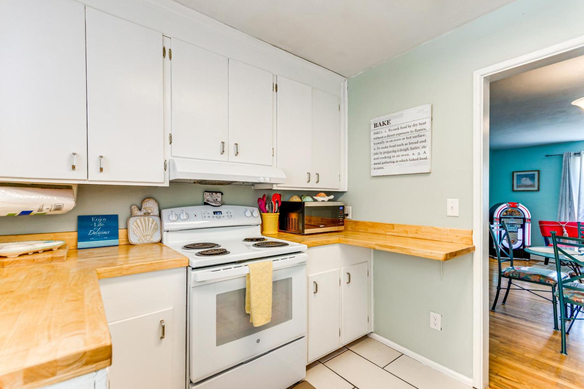 Fort Walton Coastal Retreat With Yard Walk To Beach شاطئ فورت والتون المظهر الخارجي الصورة