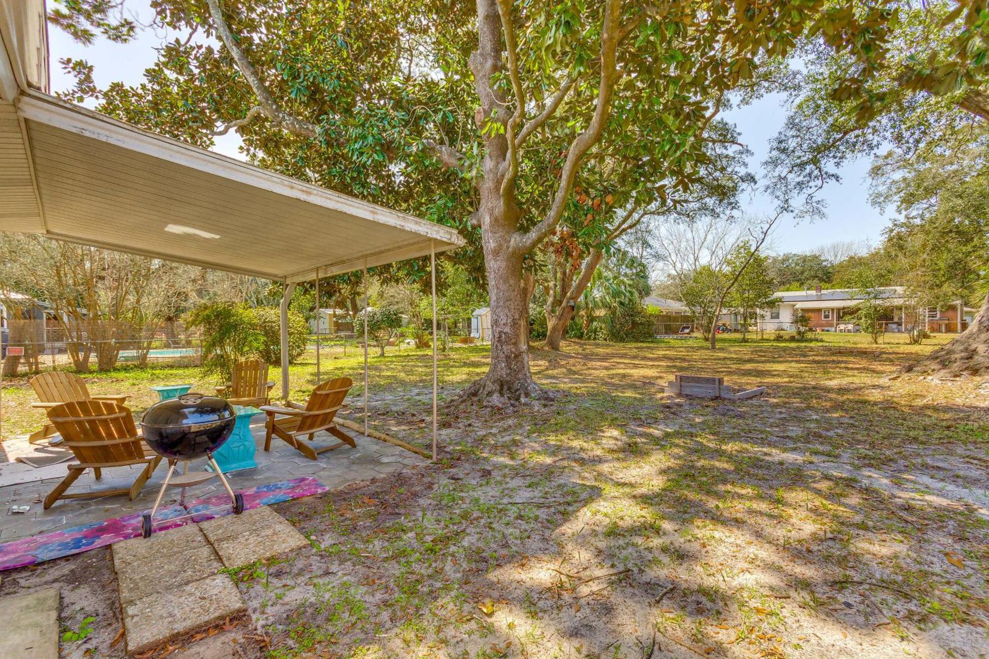 Fort Walton Coastal Retreat With Yard Walk To Beach شاطئ فورت والتون المظهر الخارجي الصورة